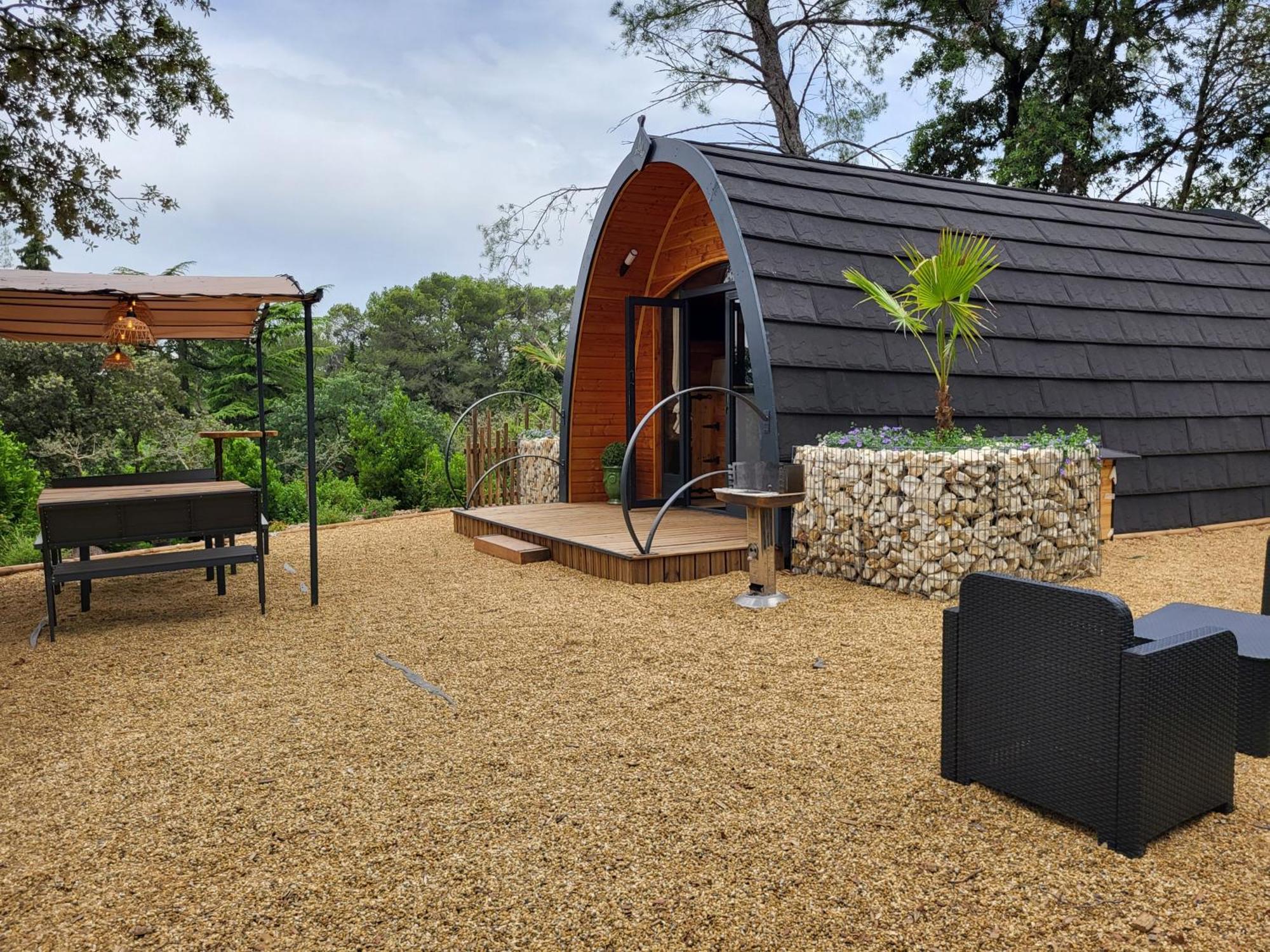 Lodge Pod Es Aqui *